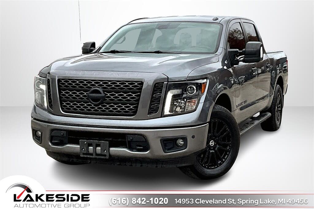 2018 Nissan Titan PRO-4X Crew Cab 4WD