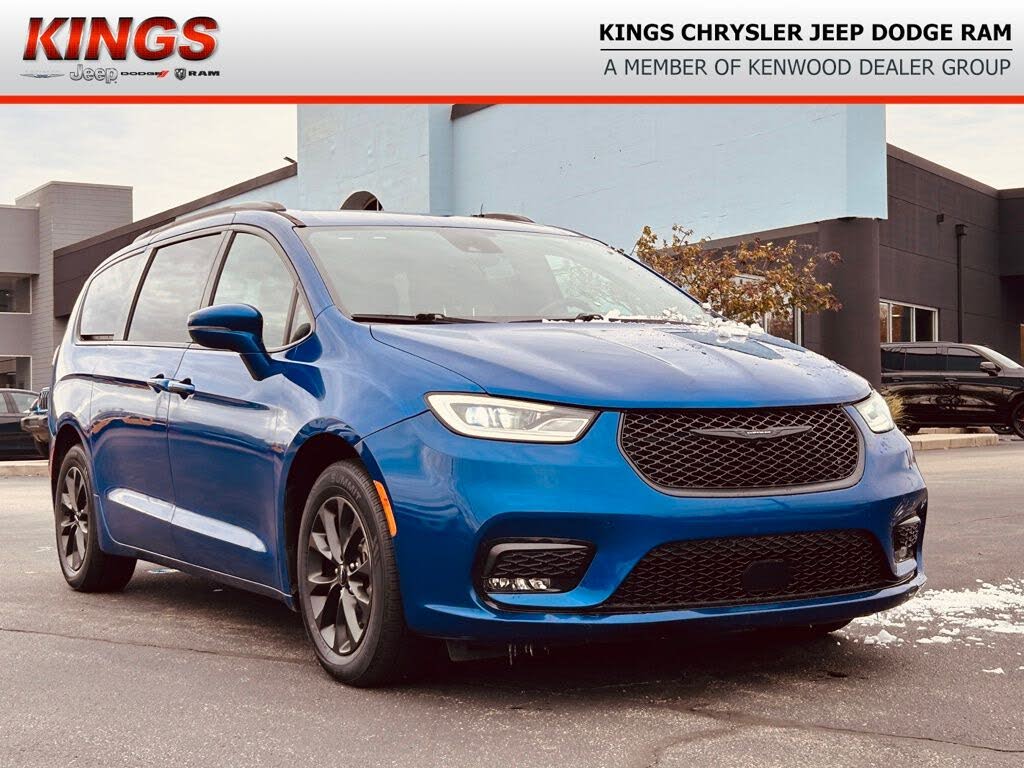 2021 Chrysler Pacifica Touring FWD