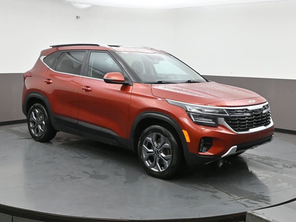 2024 Kia Seltos EX AWD