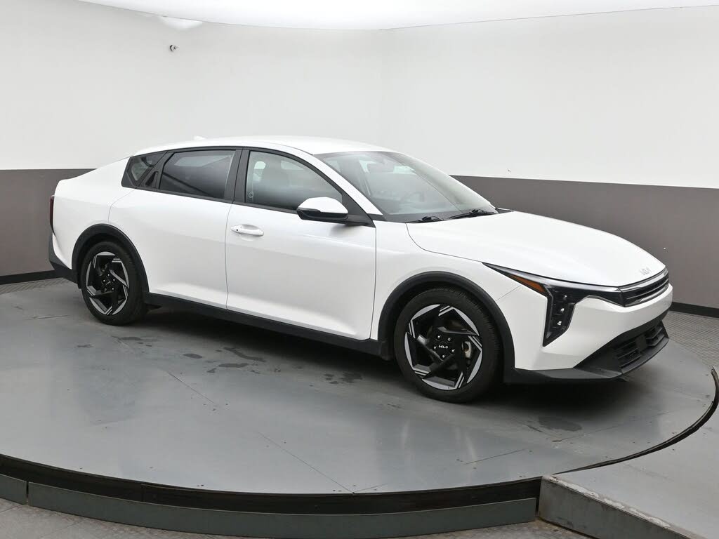 2025 Kia K4 EX FWD