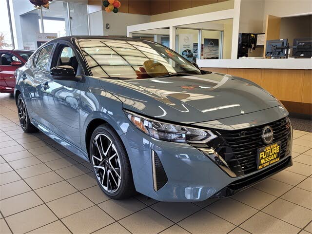 2025 Nissan Sentra SR FWD