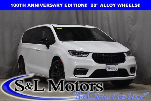 2026 Chrysler Pacifica Select AWD