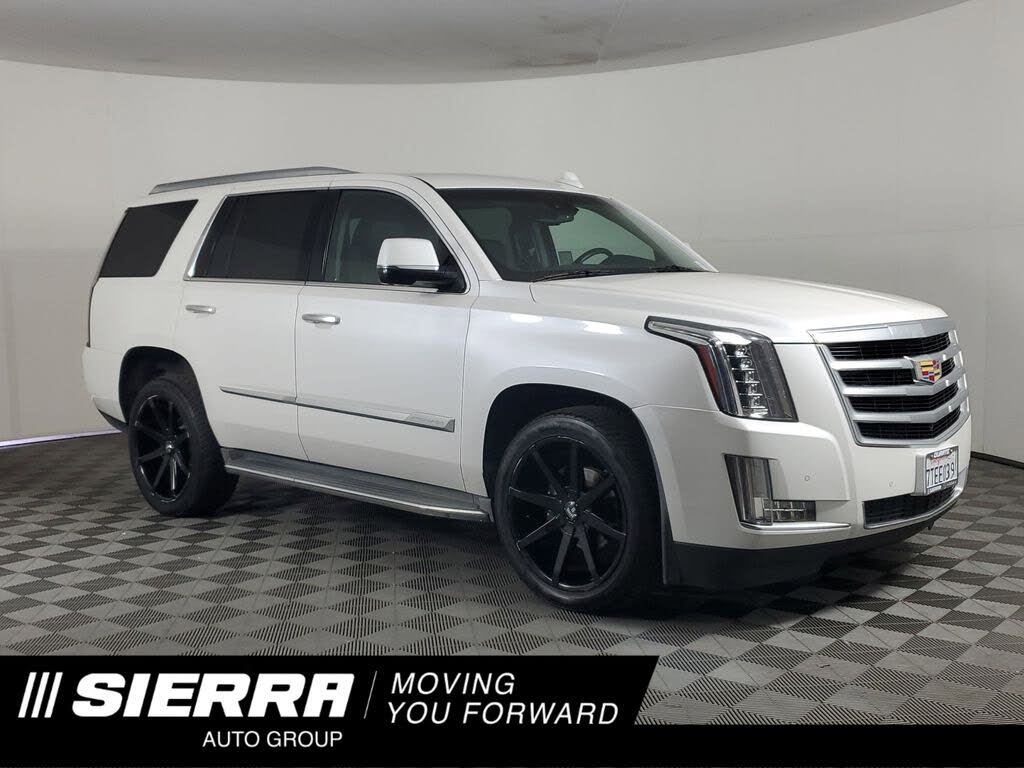 2016 Cadillac Escalade Luxury RWD