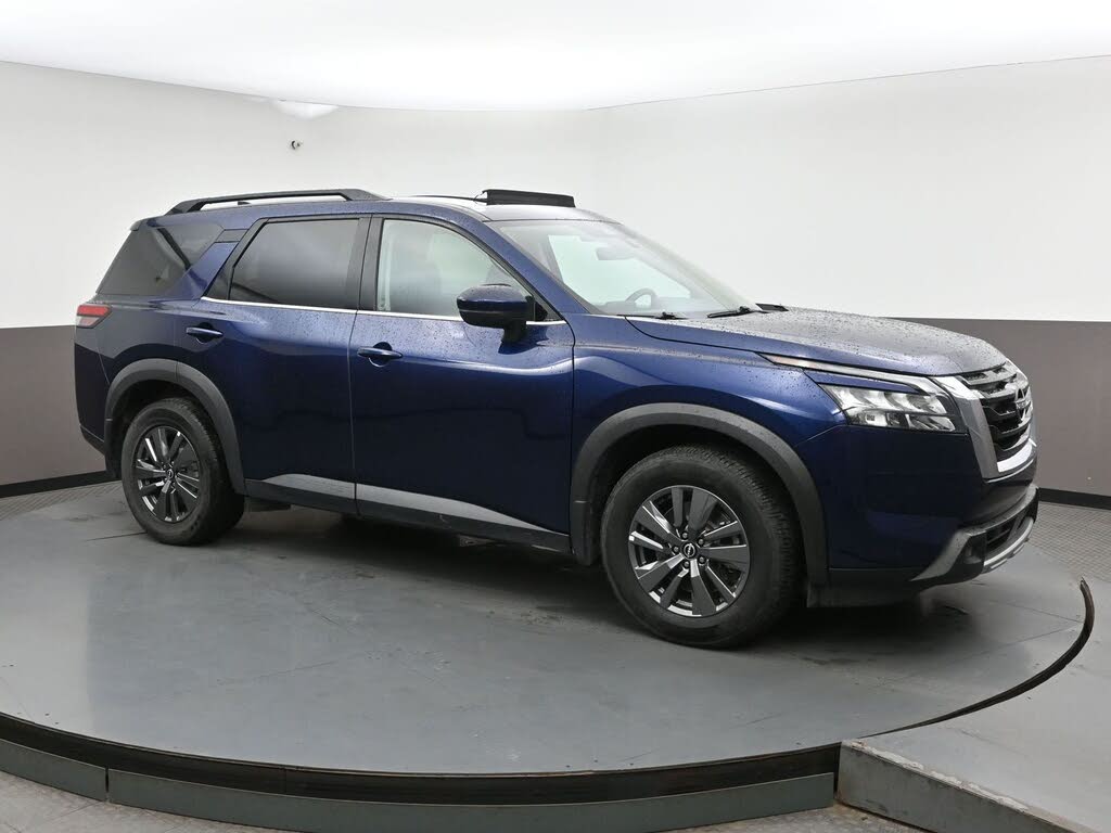 2024 Nissan Pathfinder SV 4WD