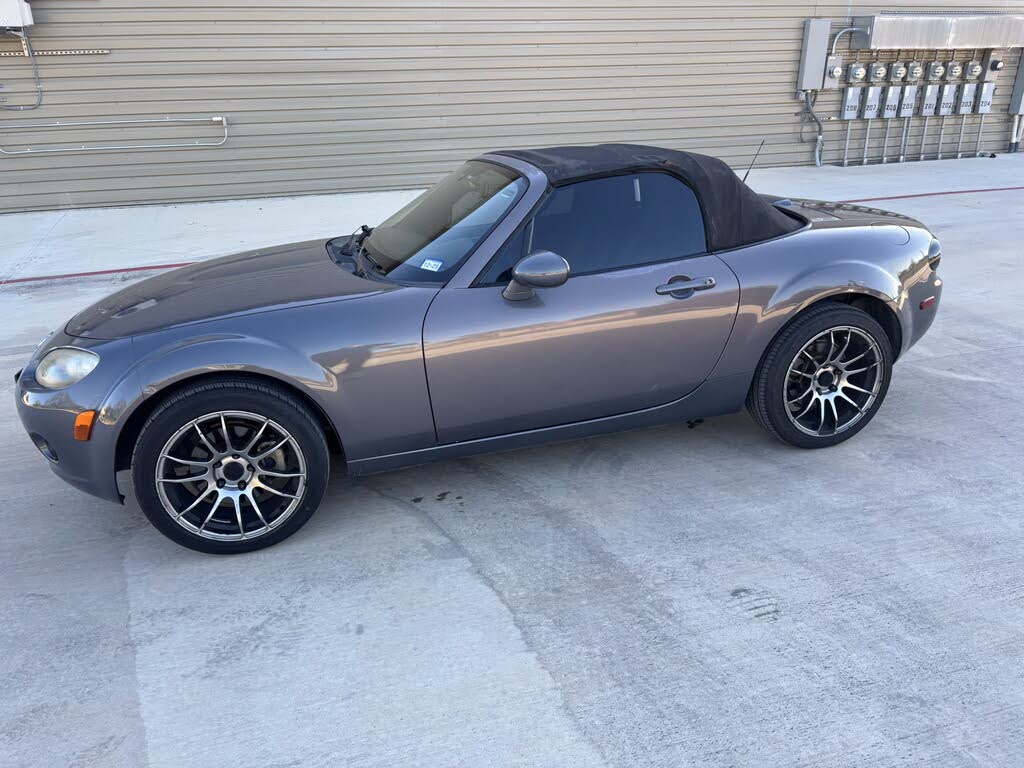 2006 Mazda MX-5 GT RWD