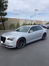 Chrysler 300 S V6 RWD