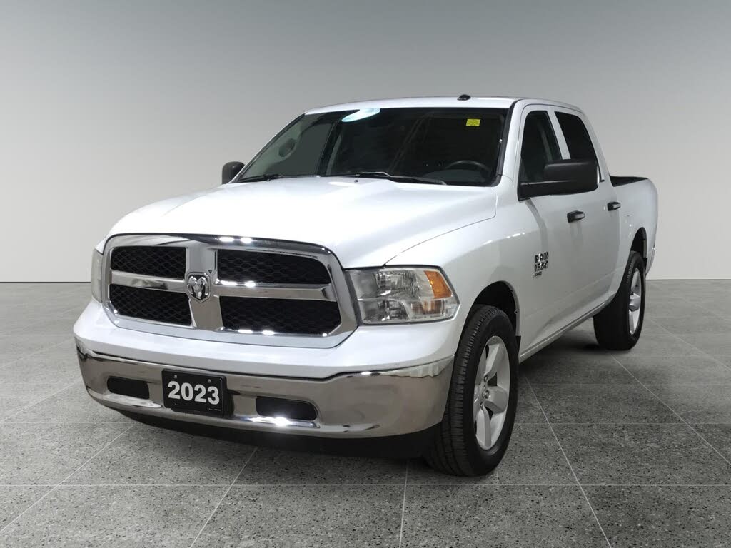 2023 RAM 1500 Classic SLT Crew Cab 4WD
