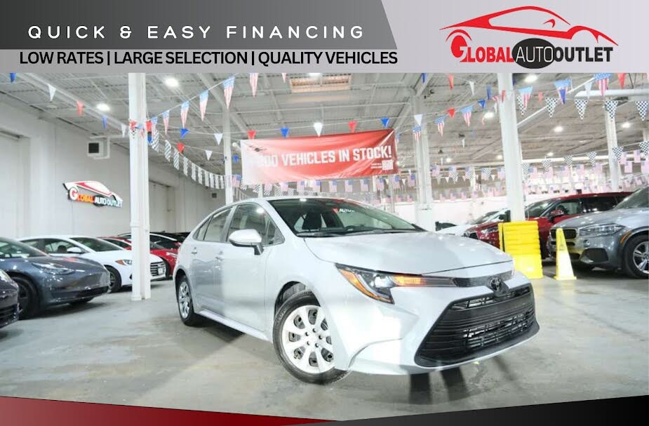 2025 Toyota Corolla LE FWD