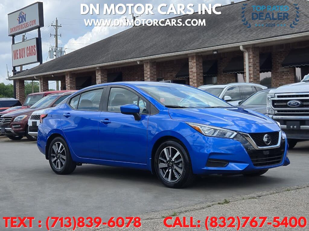 2022 Nissan Versa SV FWD