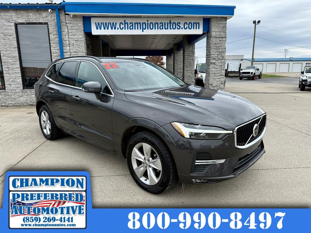 2022 Volvo XC60 B5 Momentum AWD