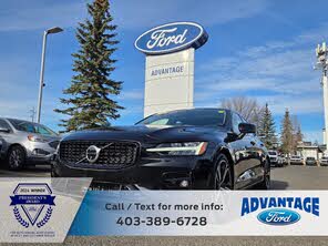 Volvo S60 B5 Plus Dark Theme AWD