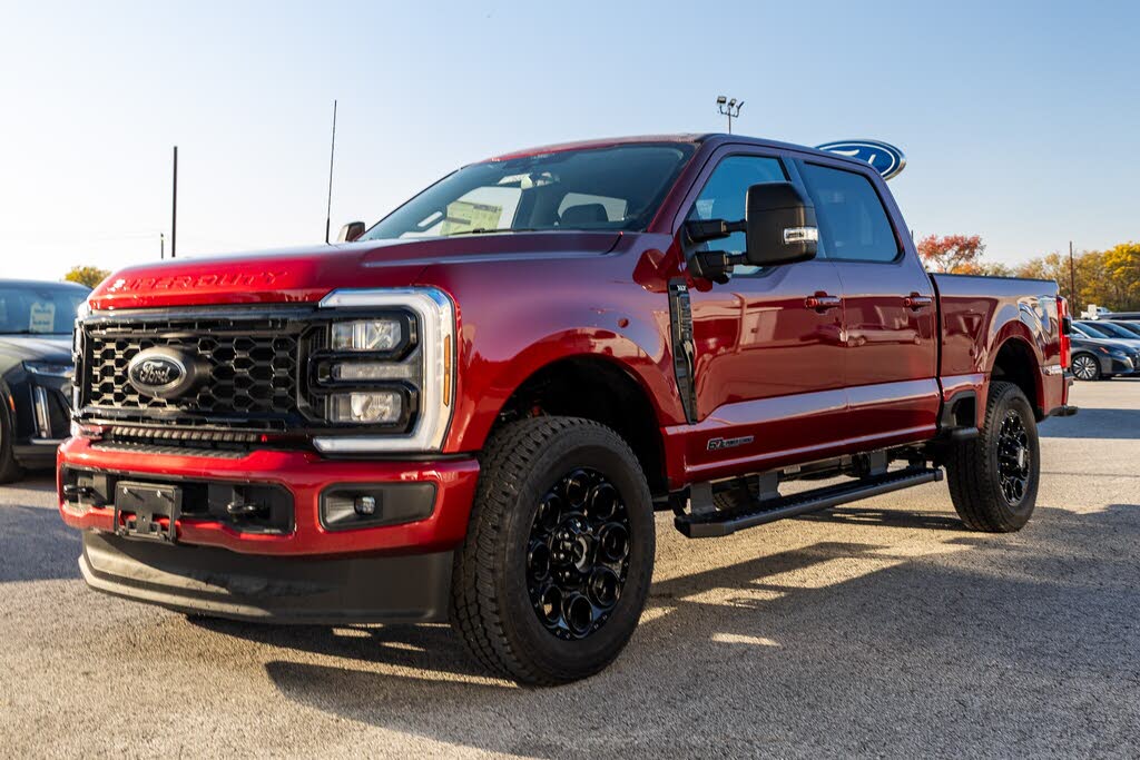 2025 Ford F-250 Super Duty XLT Crew Cab 4WD