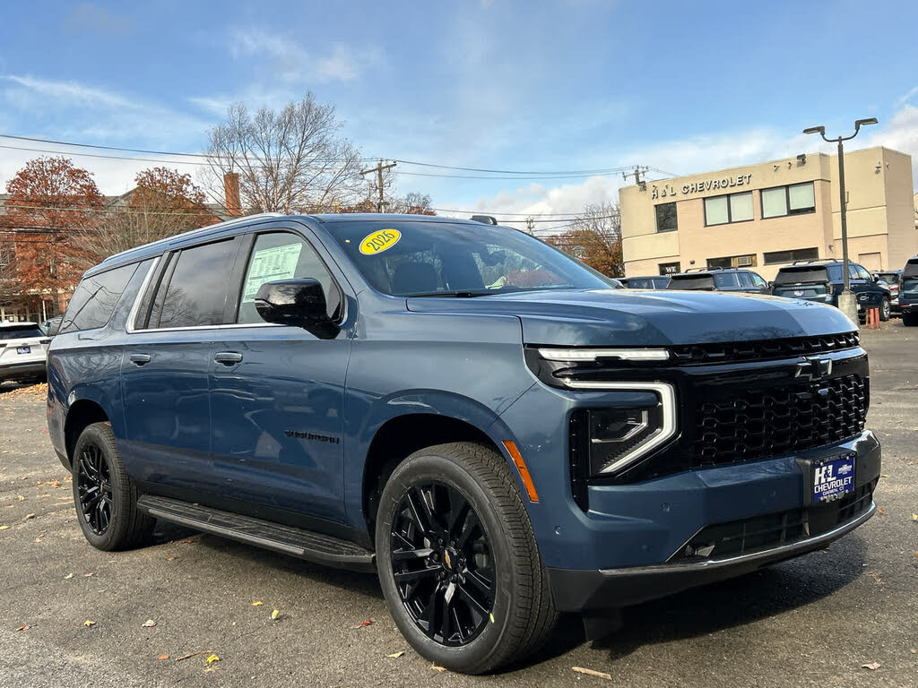 2026 Chevrolet Suburban Premier 4WD