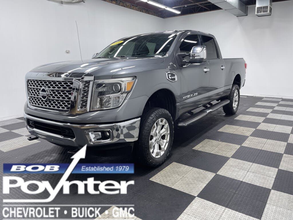 2016 Nissan Titan XD SL Crew Cab 4WD