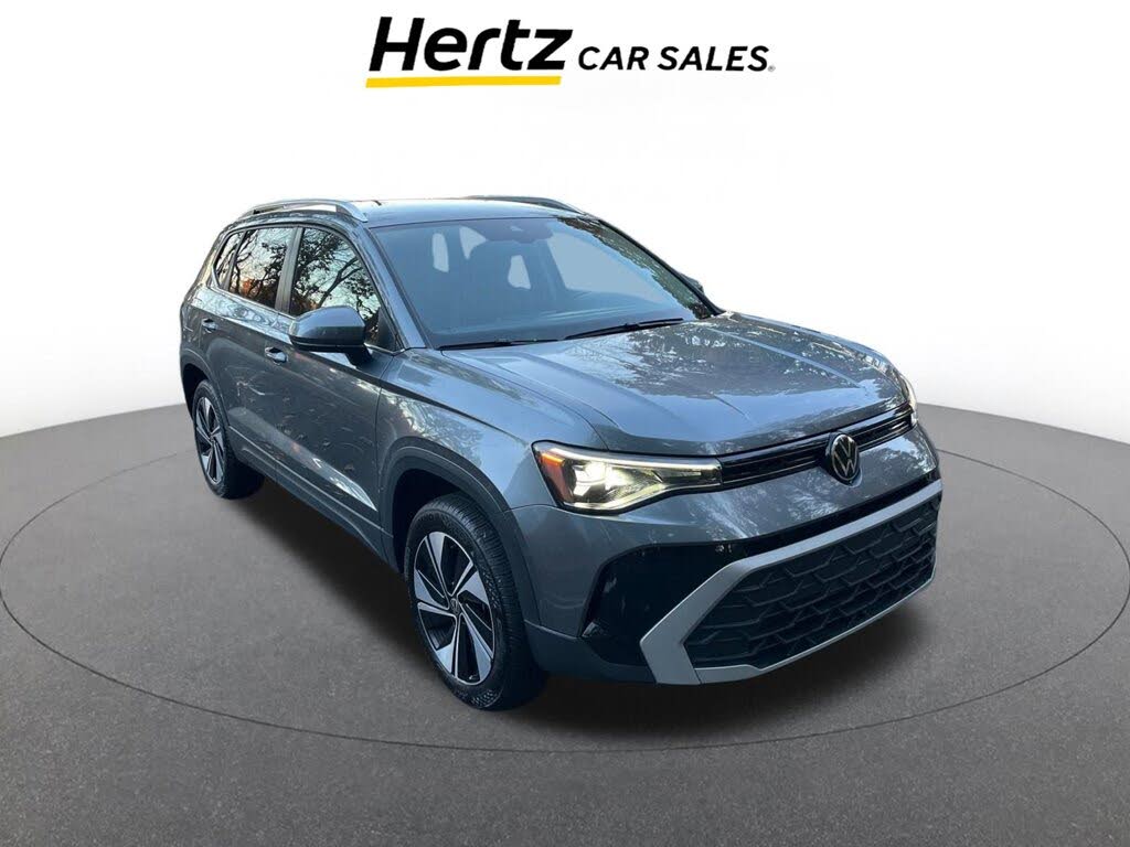 2025 Volkswagen Taos SE 4Motion