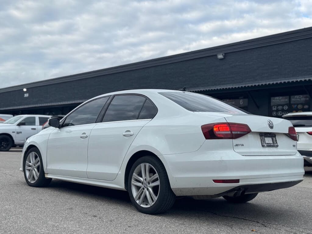 2016 Volkswagen Jetta 1.8T Sport FWD