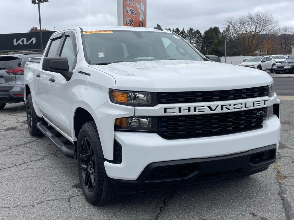 2022 Chevrolet Silverado 1500 Custom Crew Cab 4WD