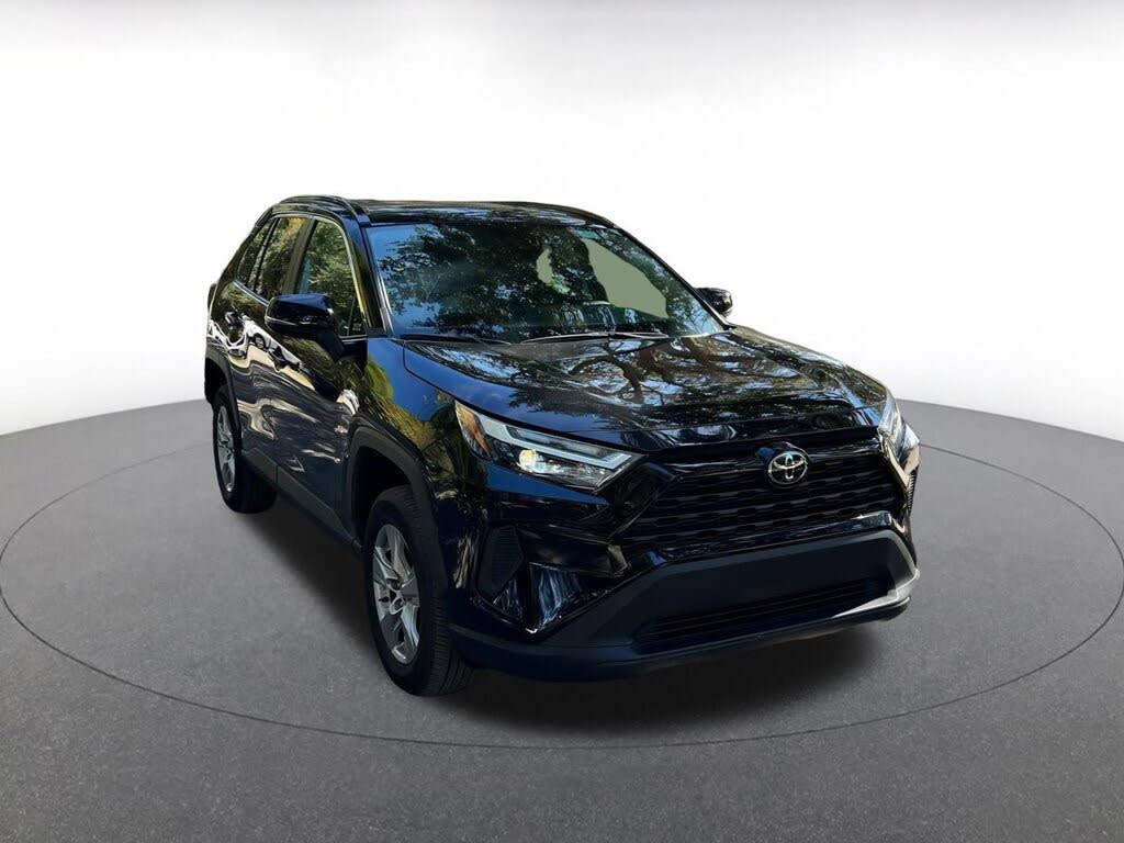 2025 Toyota RAV4 XLE AWD