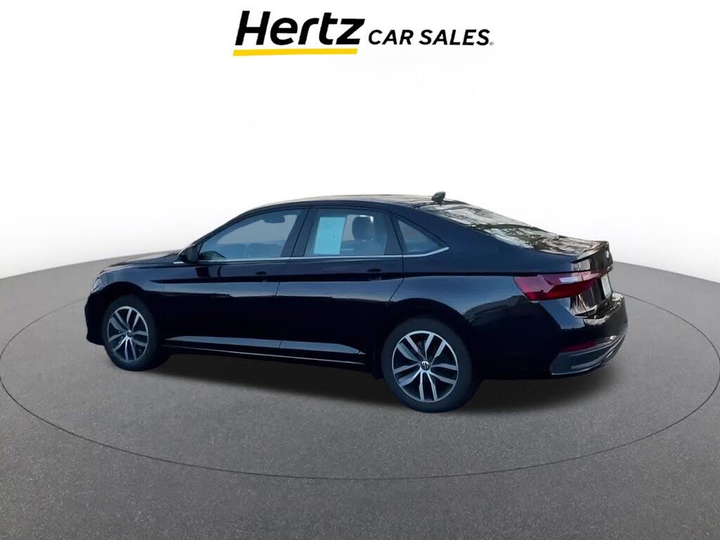 2025 Volkswagen Jetta SE FWD