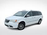 Chrysler Town & Country Touring-L FWD