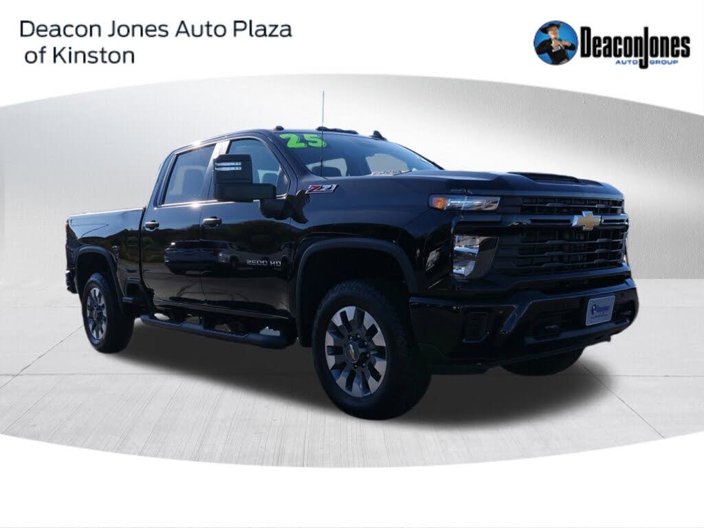 2025 Chevrolet Silverado 2500HD Custom Crew Cab 4WD