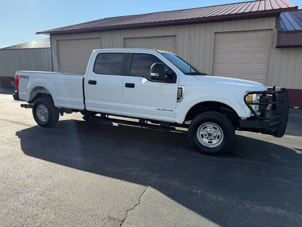 2018 Ford F-350 Super Duty XLT Crew Cab LB 4WD