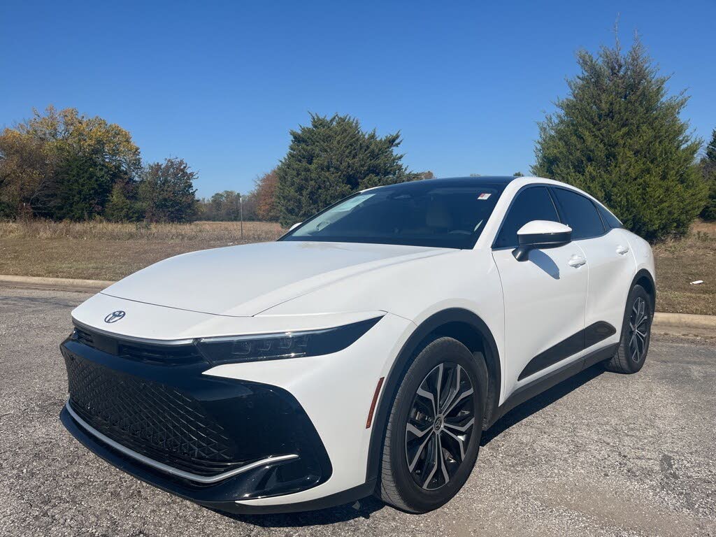 2023 Toyota Crown Limited AWD
