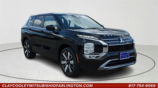 2025 Mitsubishi Outlander SE FWD