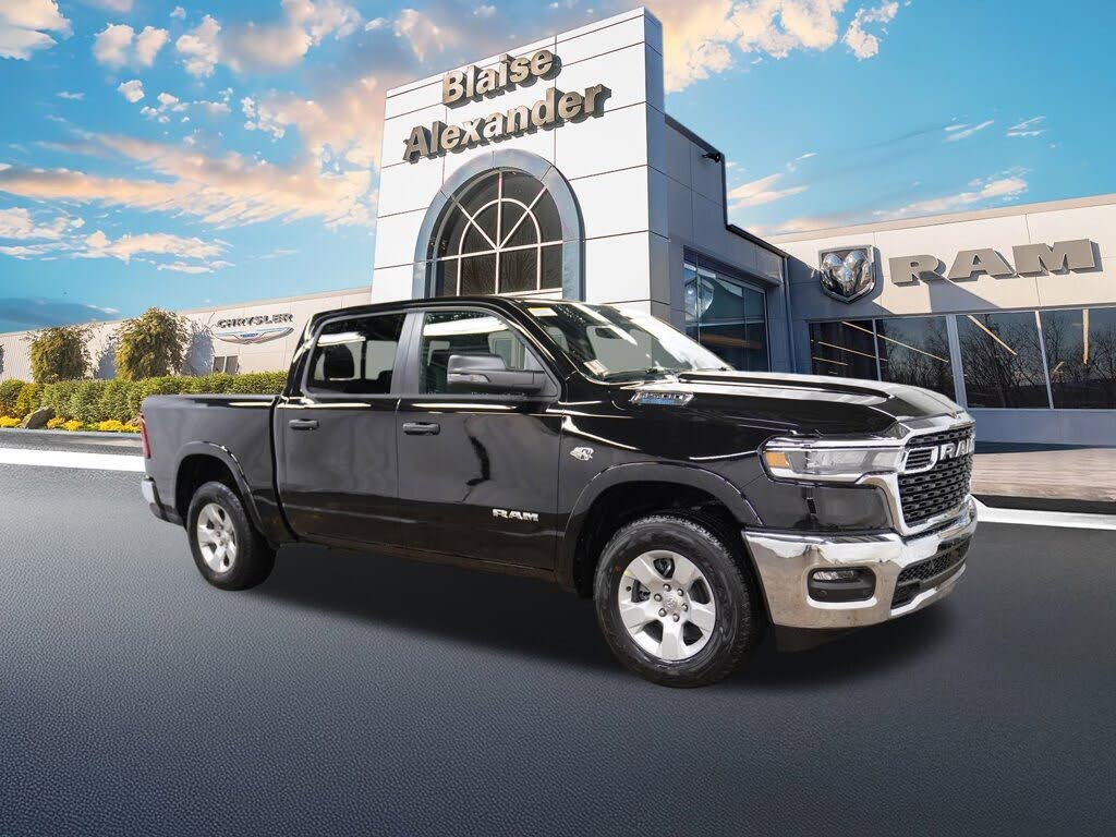 2026 RAM 1500 Big Horn Crew Cab 4WD