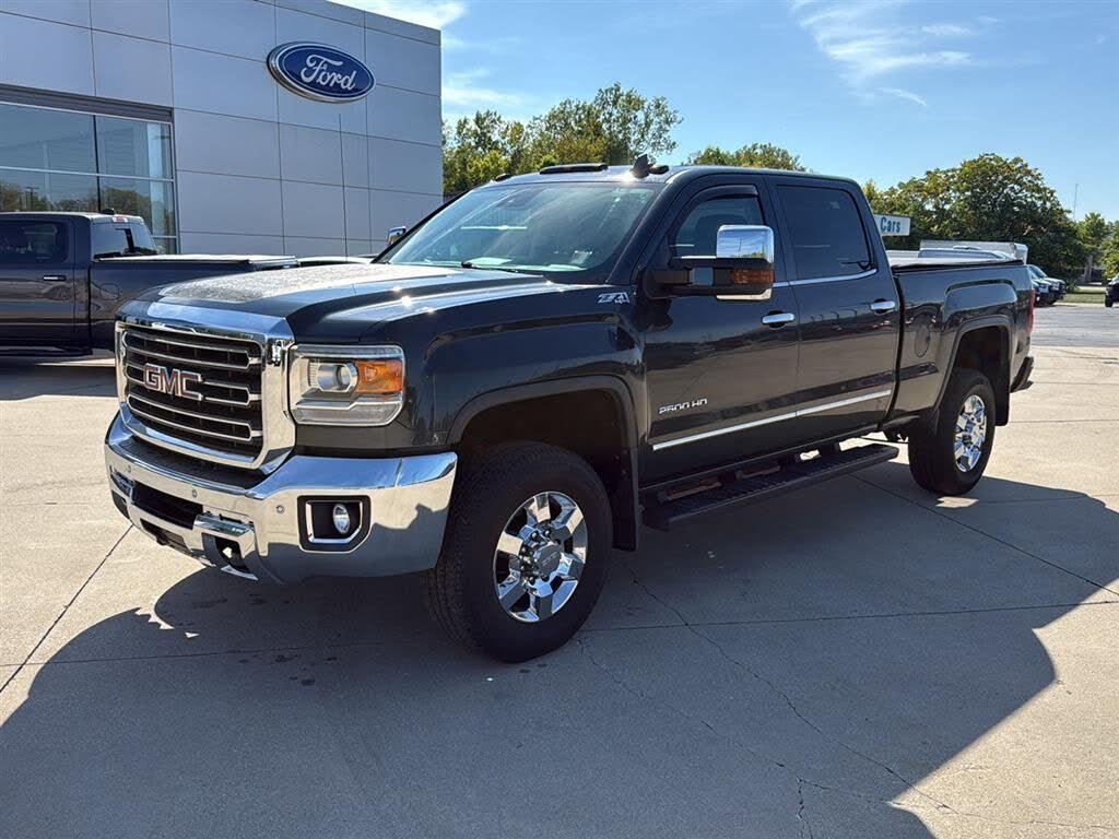 2019 GMC Sierra 2500HD SLT Crew Cab 4WD