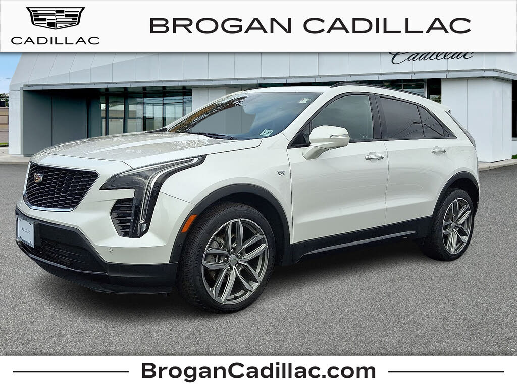 2022 Cadillac XT4 Sport AWD