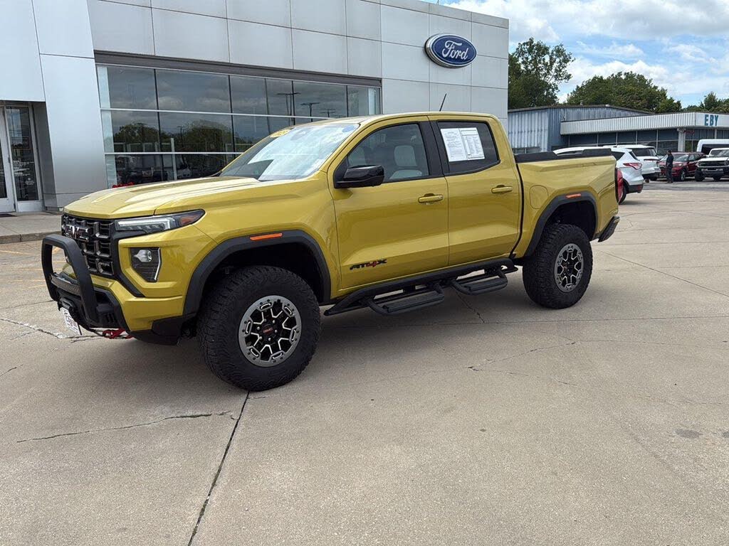 2023 GMC Canyon AT4X Crew Cab 4WD