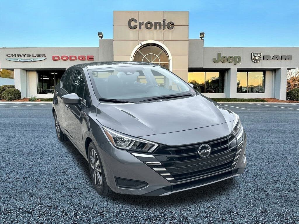 2023 Nissan Versa SV FWD