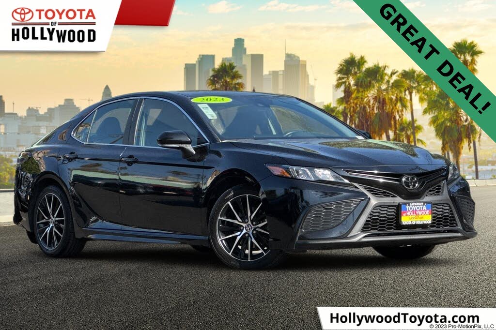 2023 Toyota Camry SE FWD