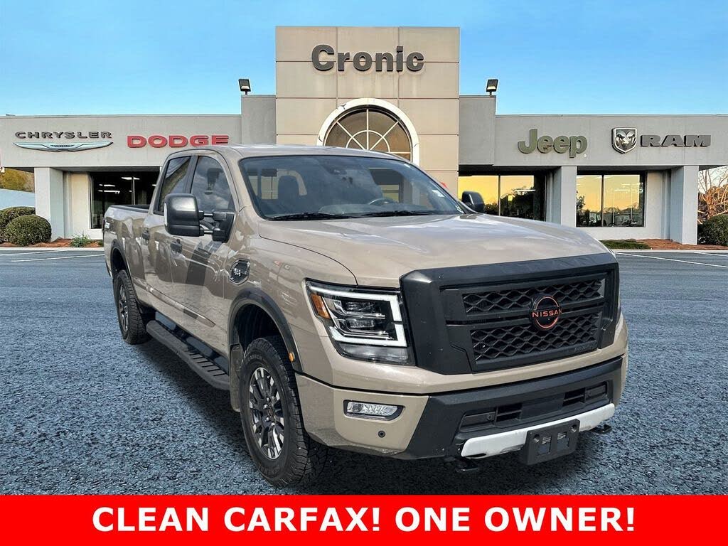 2024 Nissan Titan XD PRO-4X Crew Cab 4WD