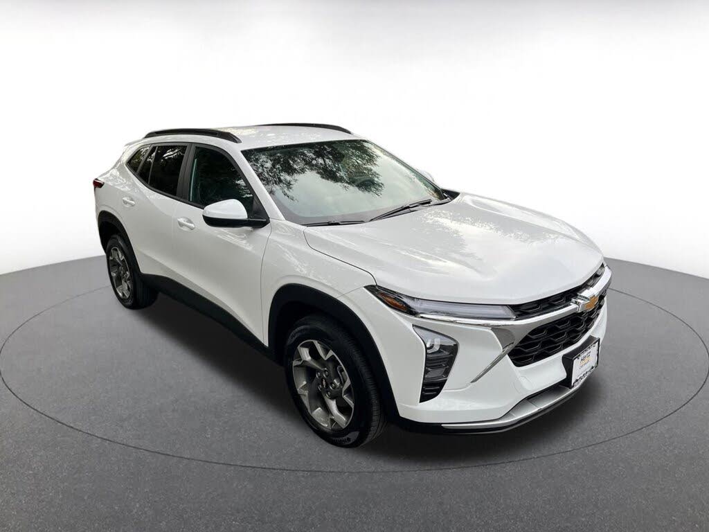 2025 Chevrolet Trax LT FWD