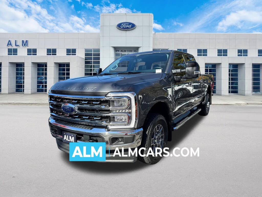 2025 Ford F-350 Super Duty Lariat Crew Cab 4WD