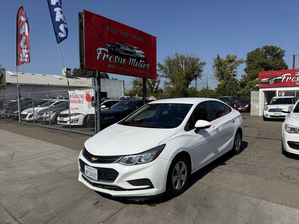 2017 Chevrolet Cruze LS Sedan FWD