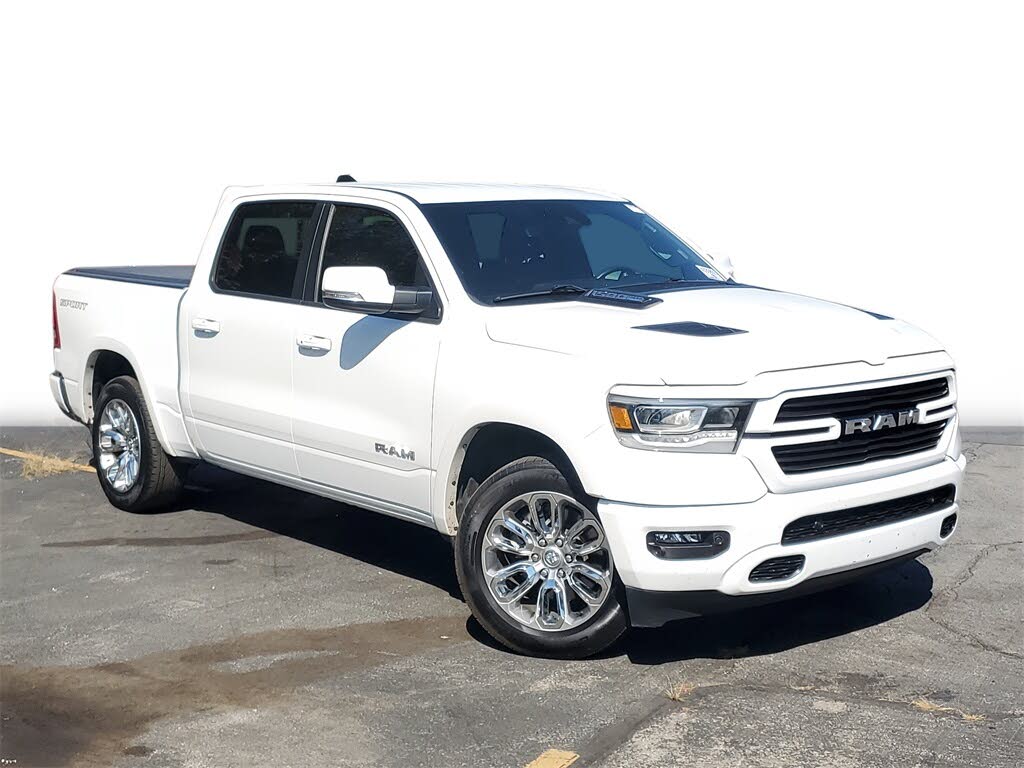 2022 RAM 1500 Laramie Crew Cab 4WD