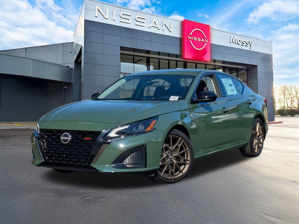 2025 Nissan Altima 2.5 SR FWD