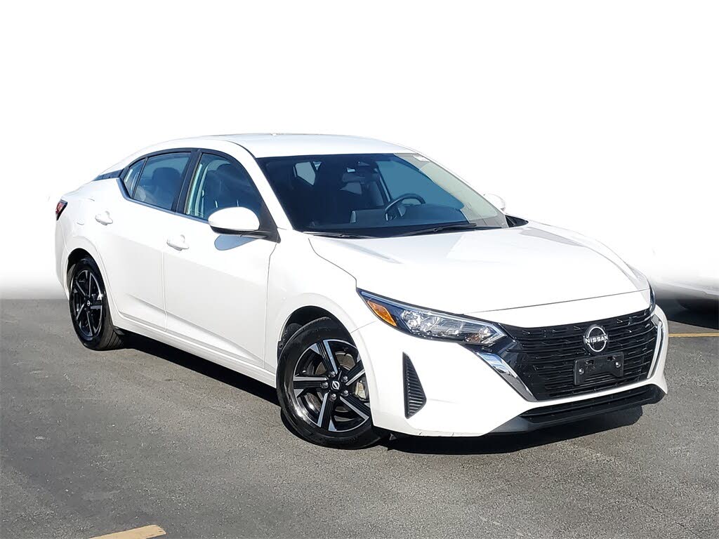 2025 Nissan Sentra SV FWD