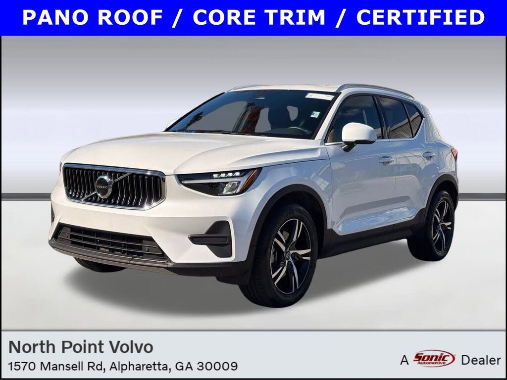 2025 Volvo XC40 B5 Core Bright Theme AWD