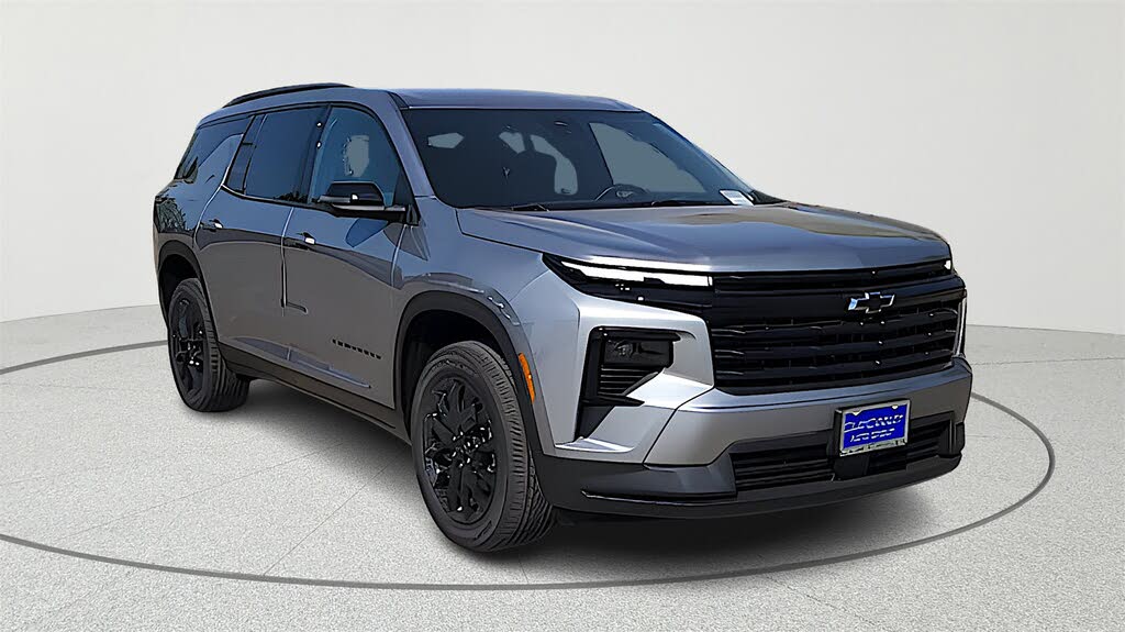 2026 Chevrolet Traverse LT FWD