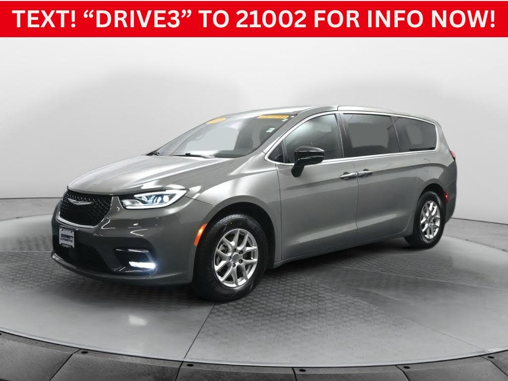 2025 Chrysler Pacifica Select FWD