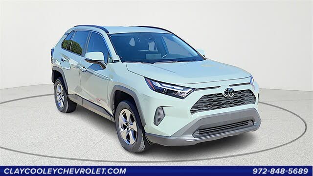 2022 Toyota RAV4 XLE FWD