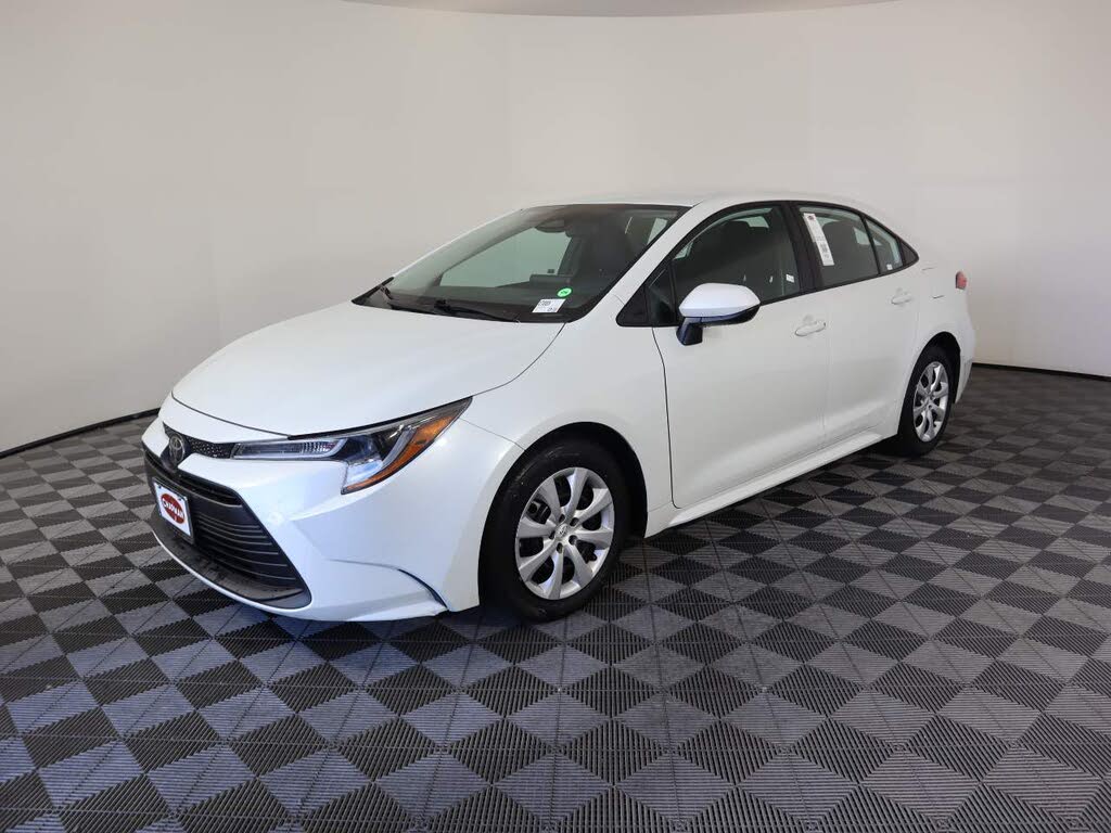 2024 Toyota Corolla LE FWD