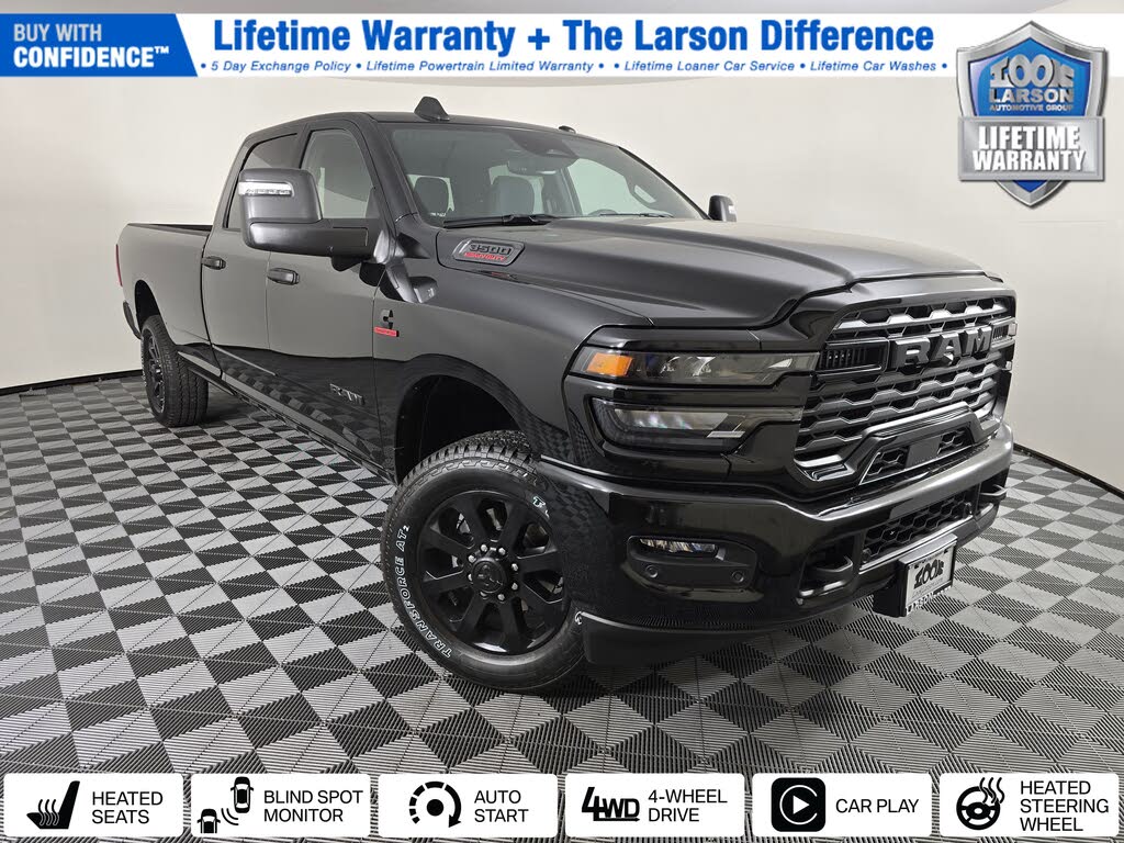2025 RAM 3500 Big Horn Crew Cab LB 4WD