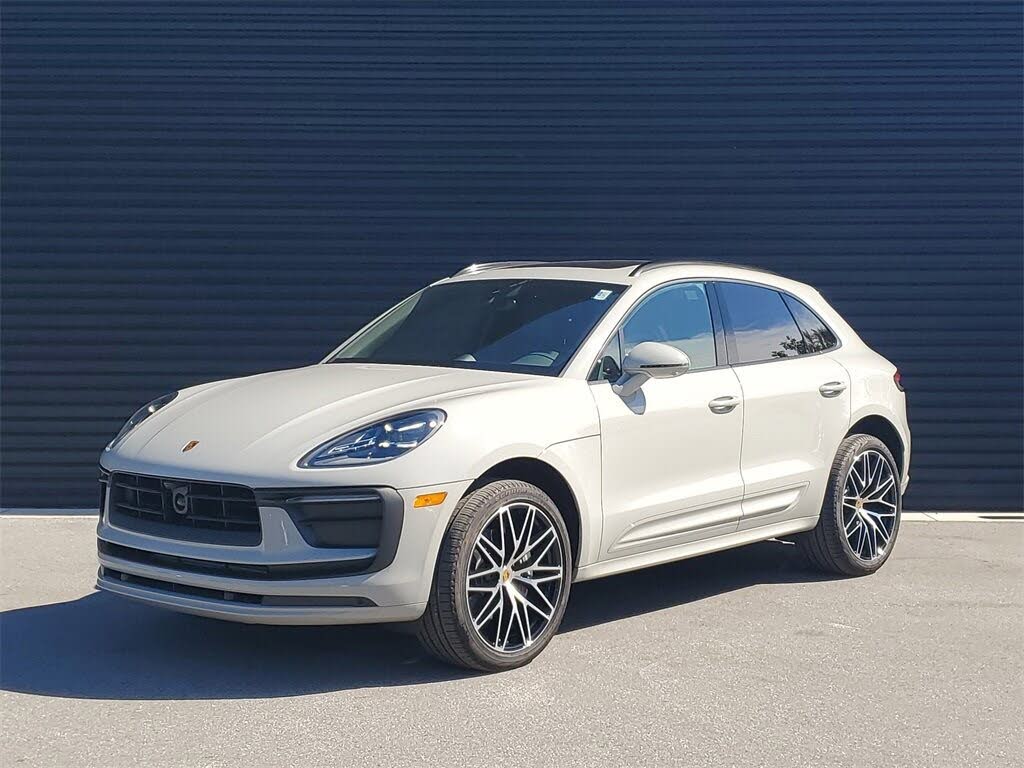2025 Porsche Macan AWD