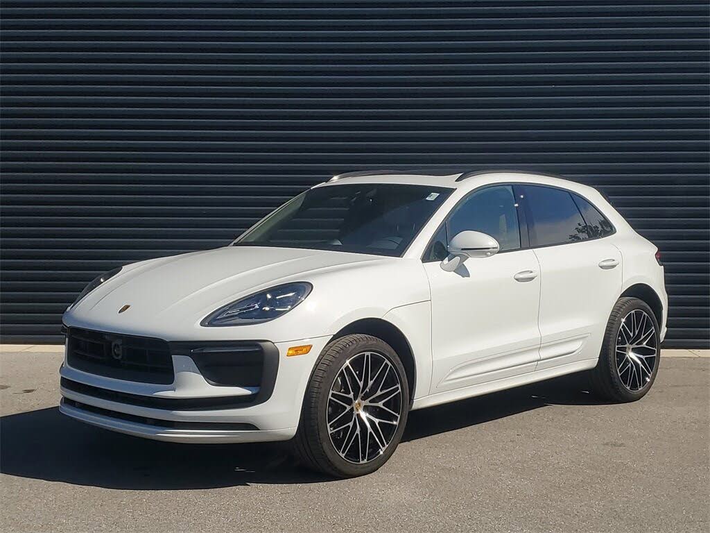 2025 Porsche Macan AWD