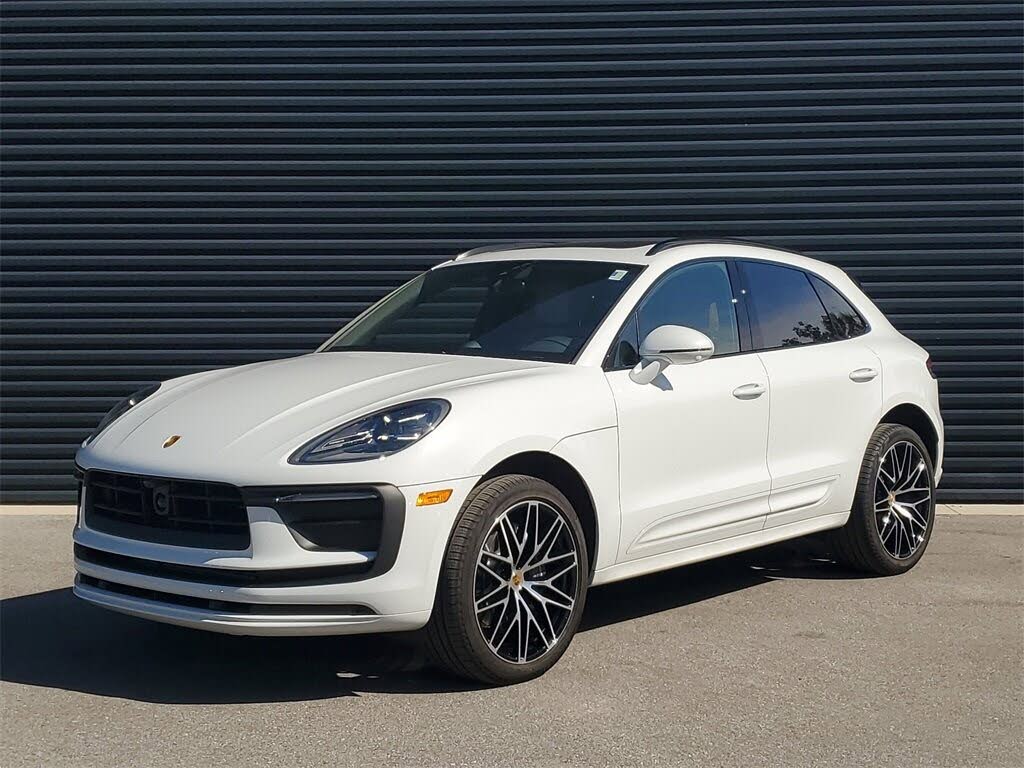 2025 Porsche Macan AWD